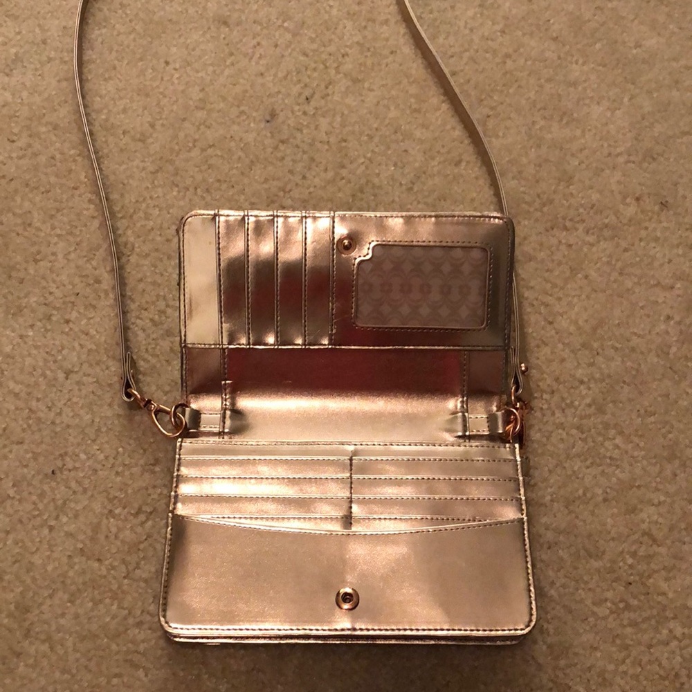 Purse - Picture 2 of 4
